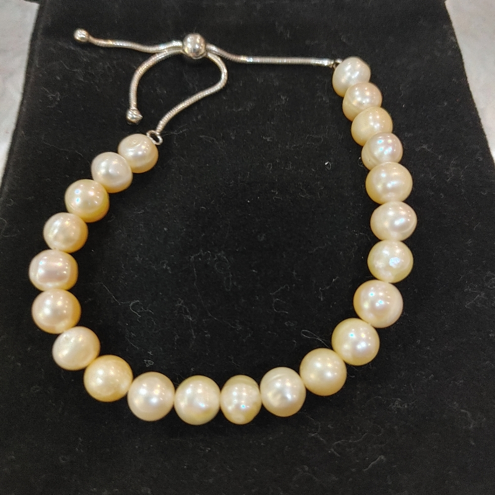Fresh Water Pearl Bolo Bracelet
